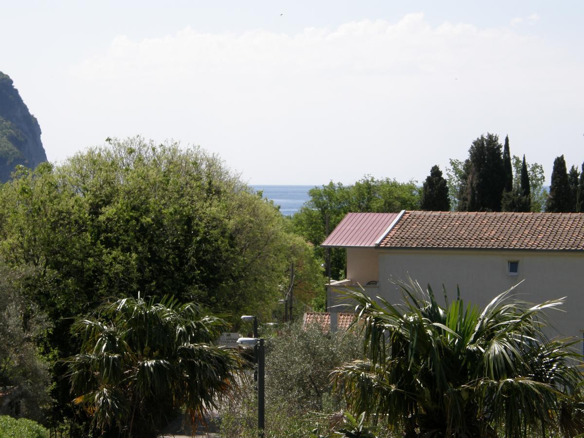 Stone House In Buljarica Villa Petrovac Exterior photo
